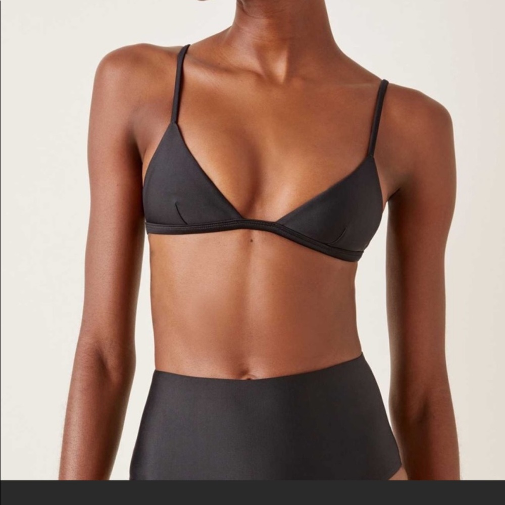 NWT Matteau Triangle Bikini Top Black